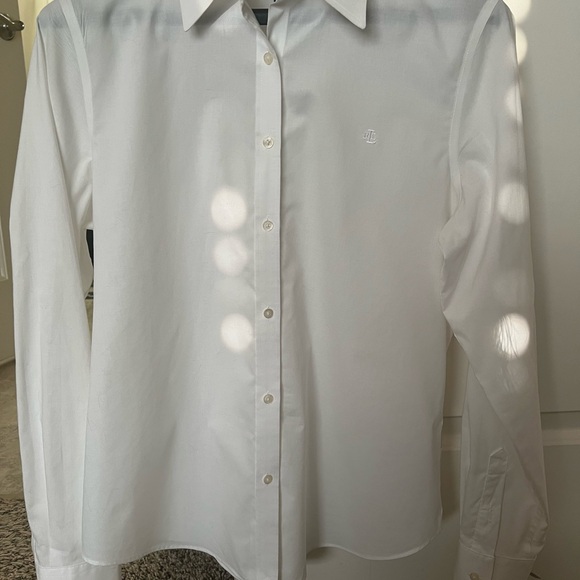 Ralph Lauren Women’s Non-Iron Shirt. white, size large - Picture 6 of 6
